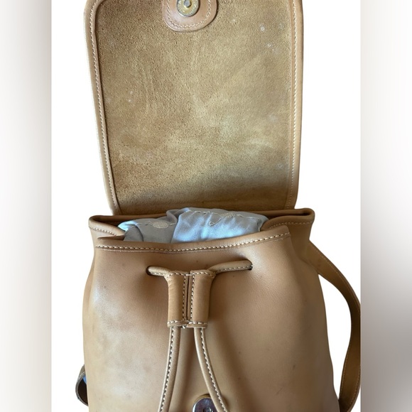 Vintage Coach 1999 Camel Leather Backpack 12x10x5 - Picture 6 of 12